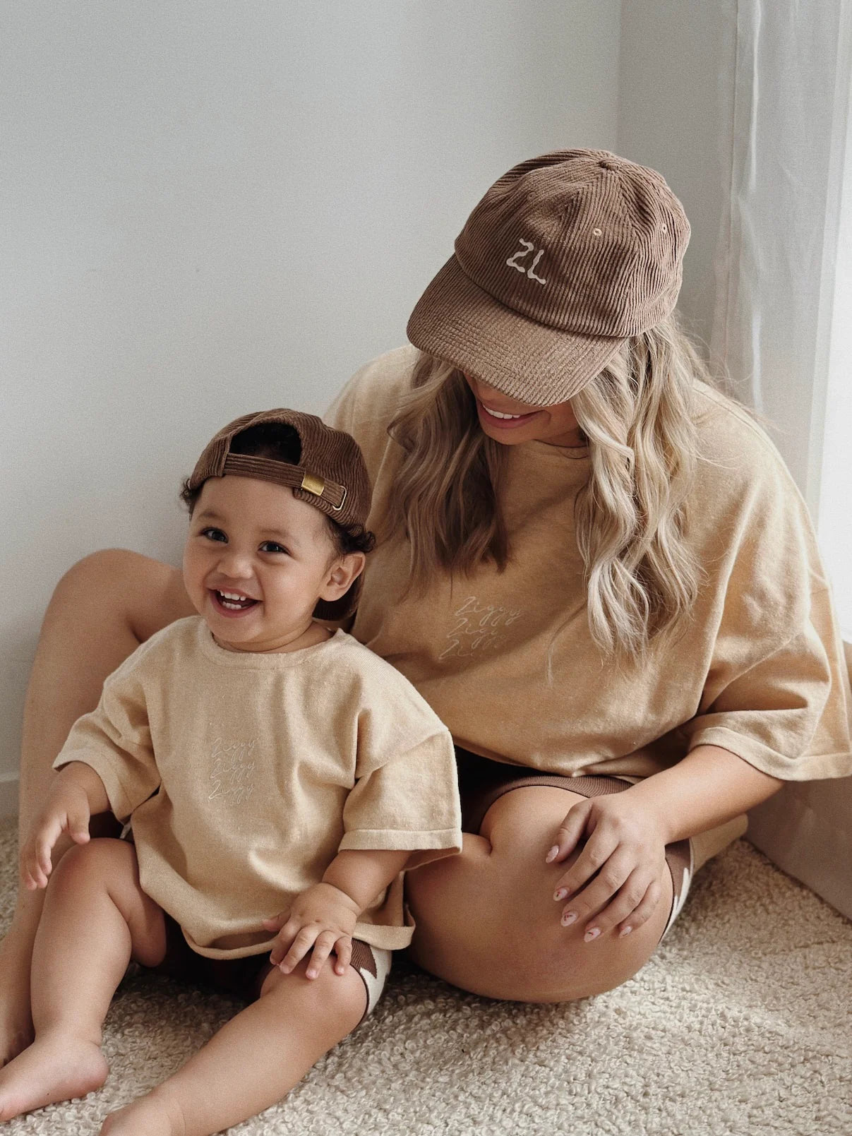 Ziggy Lou Signature Tee - Sand Fleck (Women's)