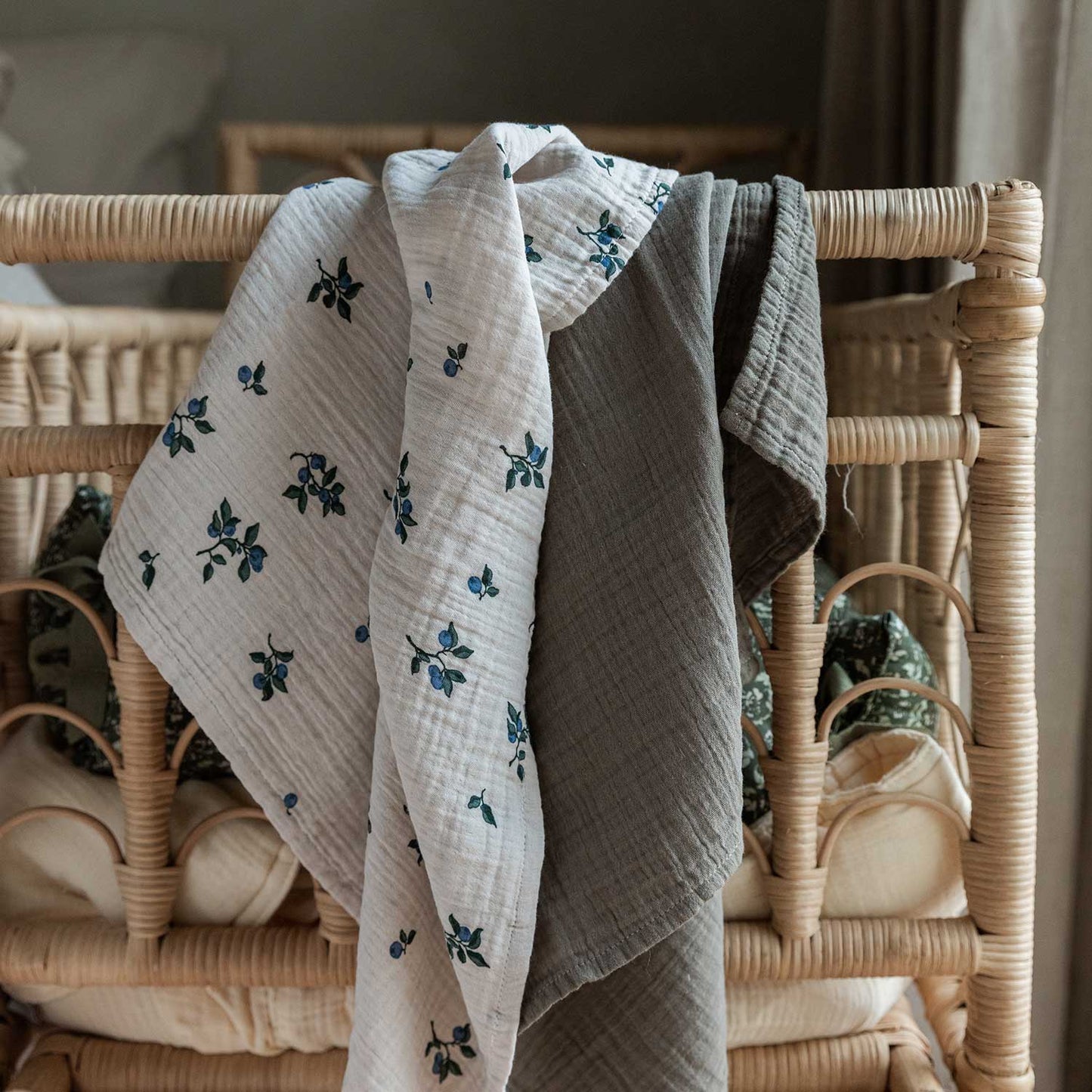 Garbo&Friends Blueberry Muslin Small Blankets (Set of 2)