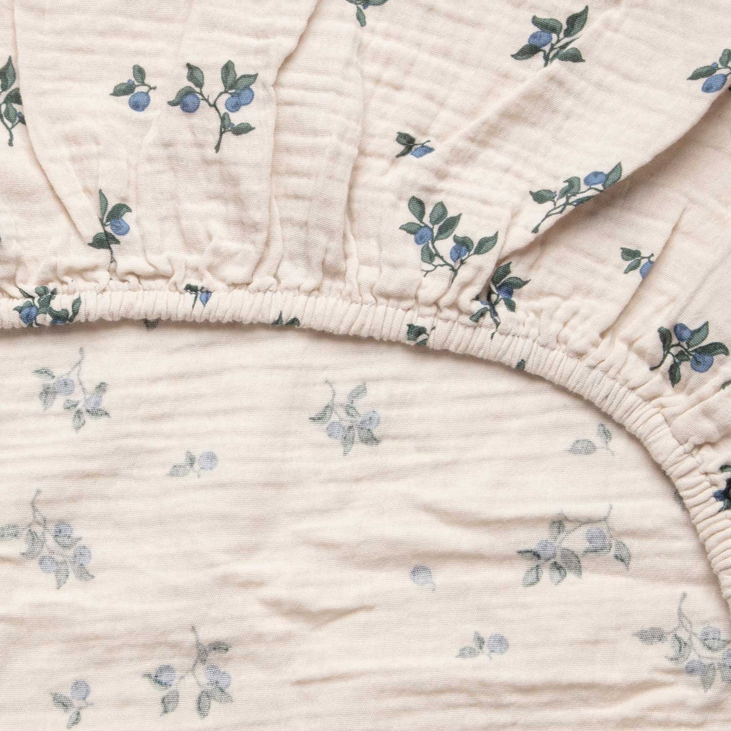 Garbo&Friends Blueberry Muslin Cot Fitted Sheet