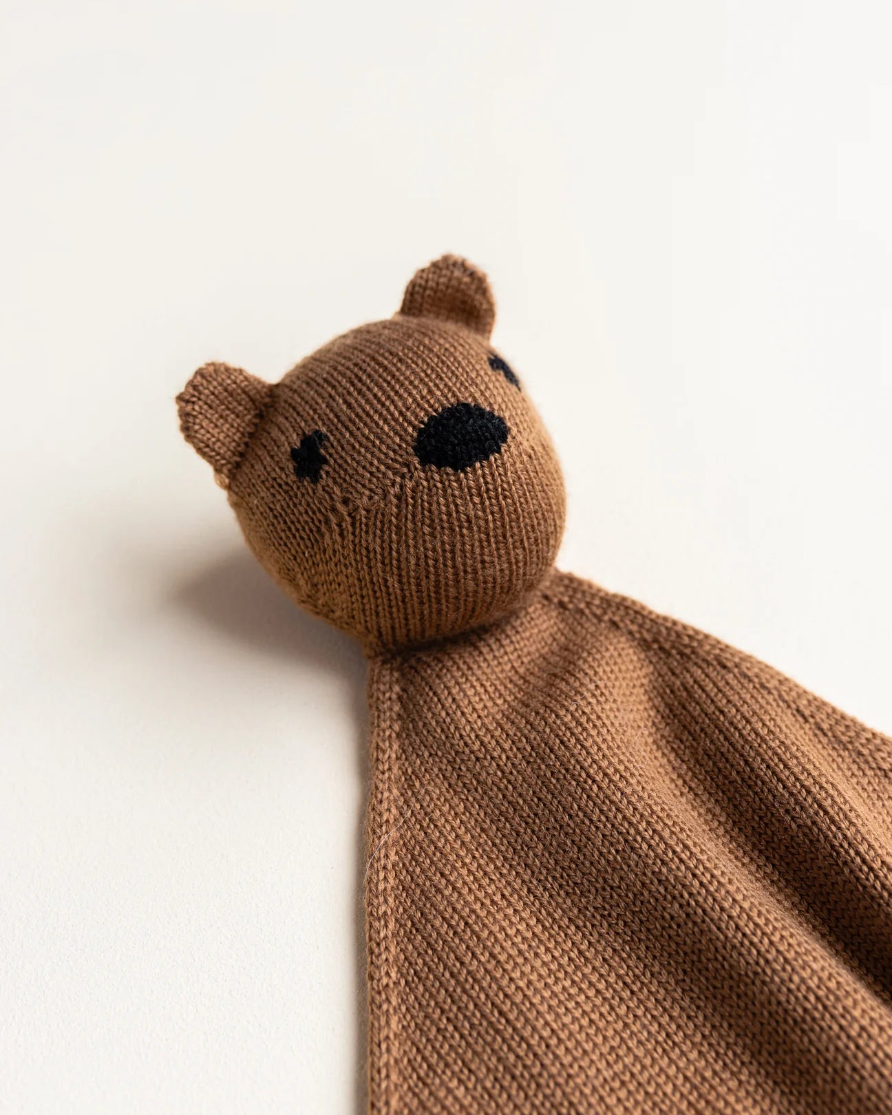 Hvid Teddy Tokki - Chocolate