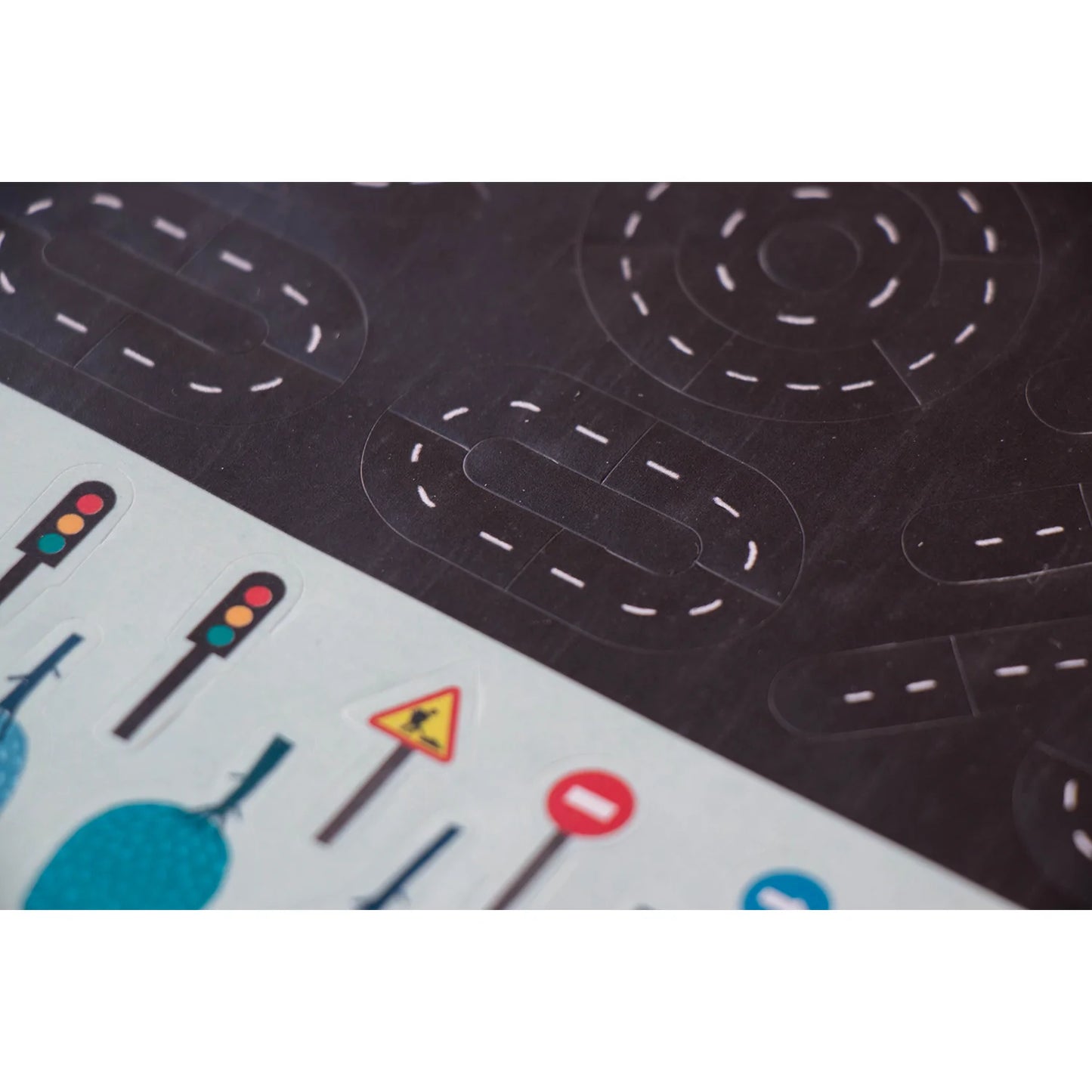 Londji Sticker Activity Set - City
