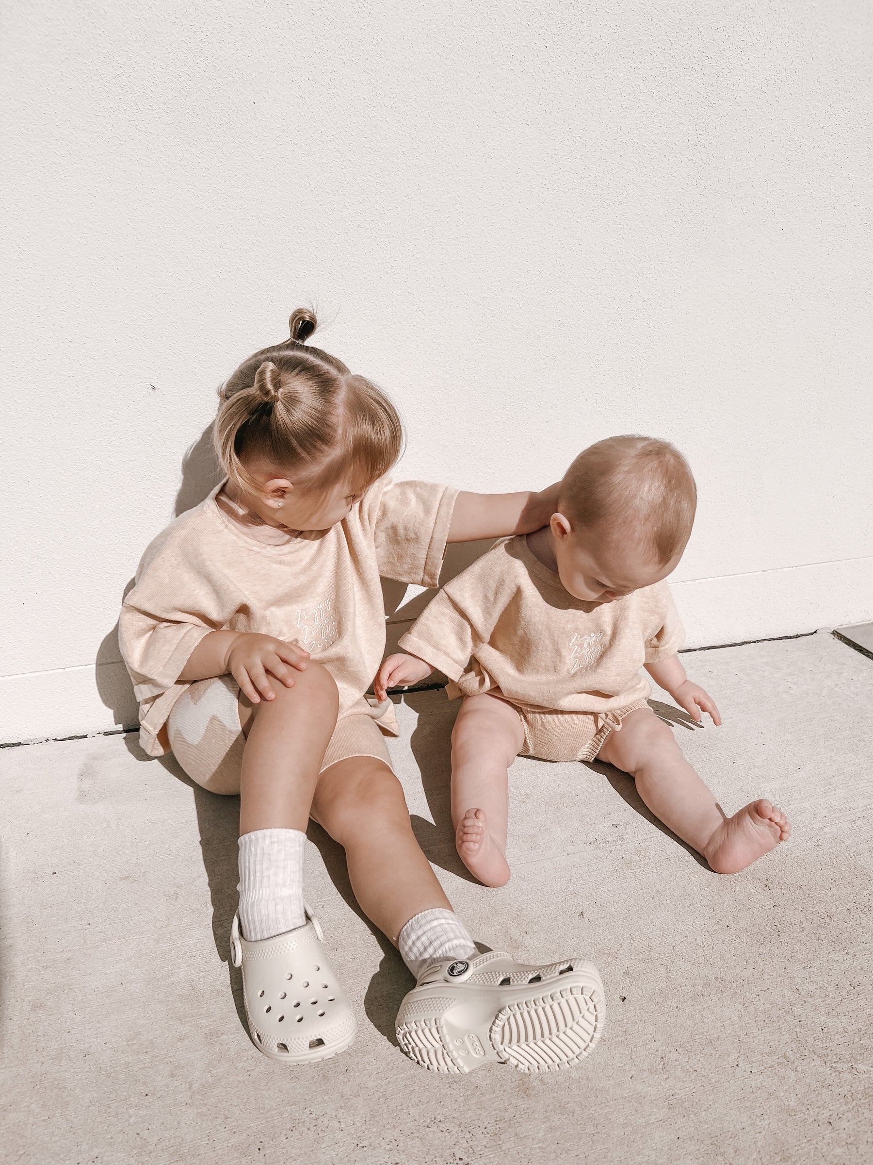 Ziggy Lou Signature Tee - Sand Fleck (Kids)